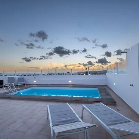Villa 9